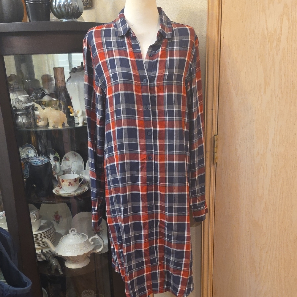 Banana Republic Navy and Red Plaid Dress